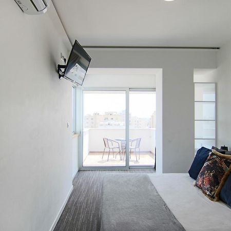Phaedrus Living: Luxury Suite Nicosia 509 Exterior photo