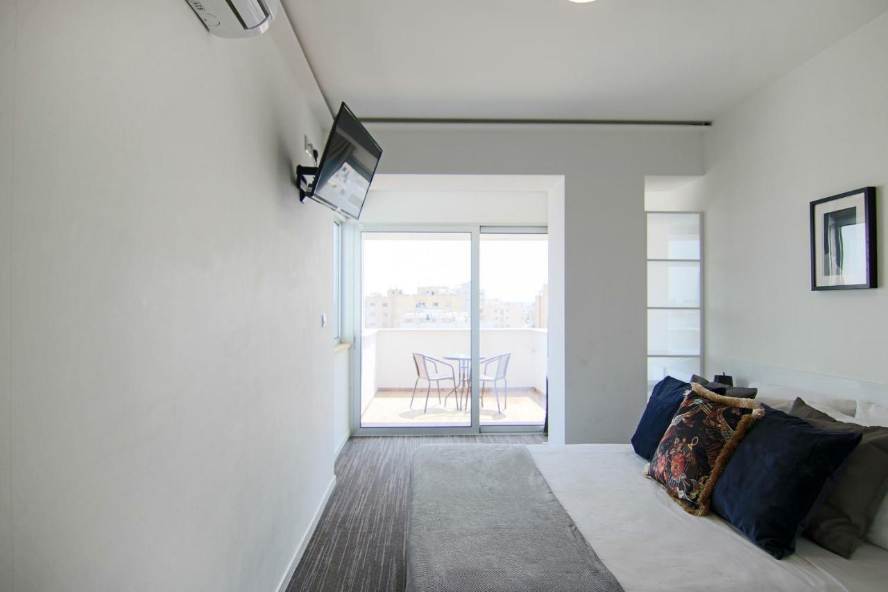 Phaedrus Living: Luxury Suite Nicosia 509 Exterior photo