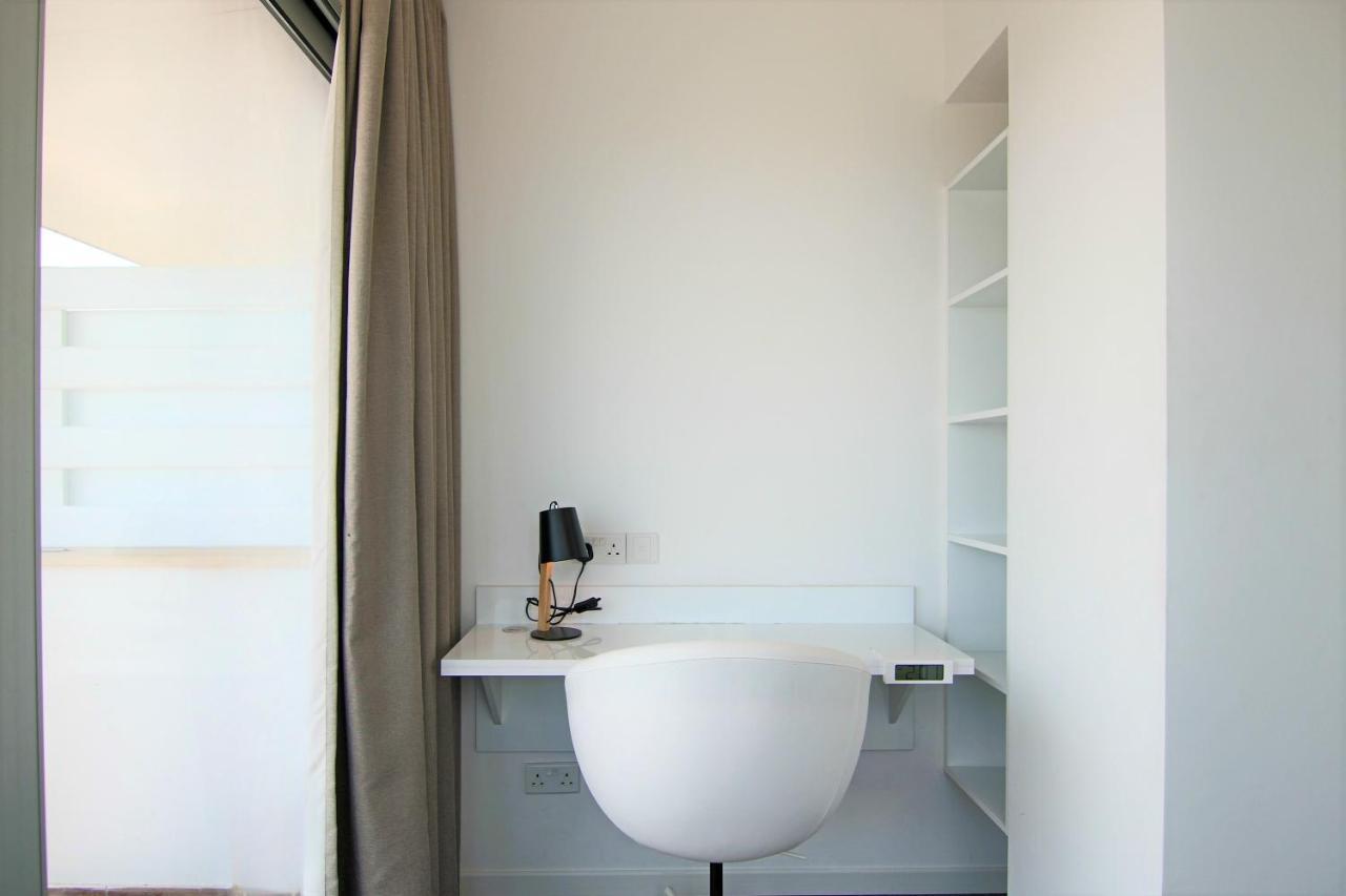 Phaedrus Living: Luxury Suite Nicosia 509 Exterior photo